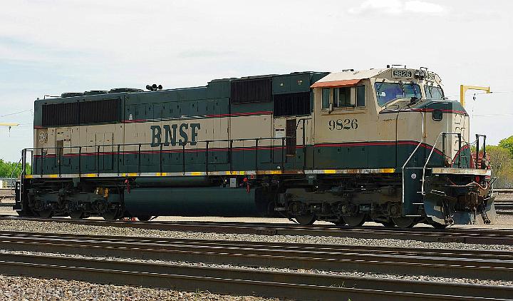 BNSF 9826 - SD70MAC.jpg